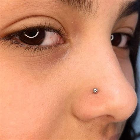 Piercing Nostril